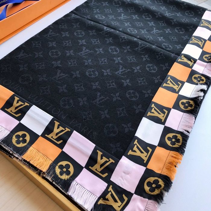 Louis Vuitton Scarf LV00125